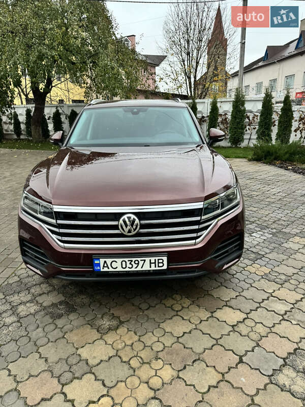 Внедорожник / Кроссовер Volkswagen Touareg 2019 в Луцке