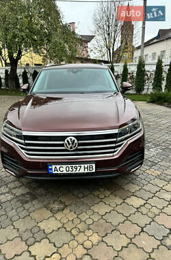 Внедорожник / Кроссовер Volkswagen Touareg 2019 в Луцке