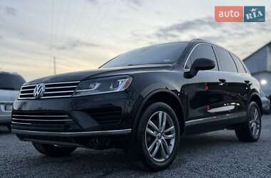 Внедорожник / Кроссовер Volkswagen Touareg 2017 в Дрогобыче