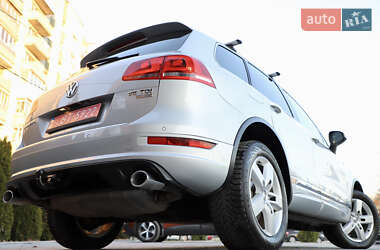 Внедорожник / Кроссовер Volkswagen Touareg 2014 в Дрогобыче