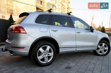 Внедорожник / Кроссовер Volkswagen Touareg 2014 в Дрогобыче