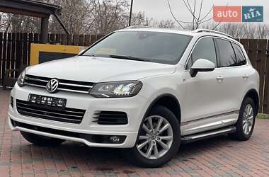 Позашляховик / Кросовер Volkswagen Touareg 2013 в Павлограді