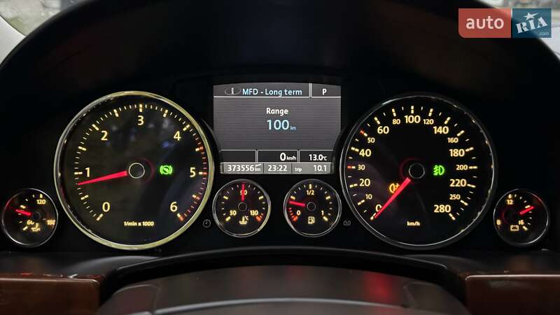 Внедорожник / Кроссовер Volkswagen Touareg 2008 в Черновцах