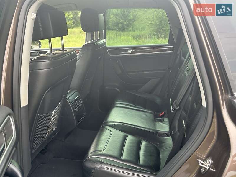 Внедорожник / Кроссовер Volkswagen Touareg 2011 в Белой Церкви фото 5 Внедорожник / Кроссовер Volkswagen Touareg 2011 в Белой Церкви