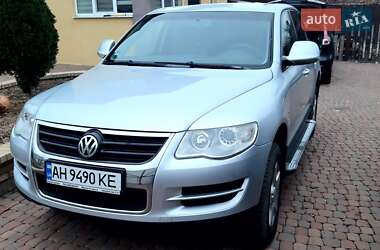 Внедорожник / Кроссовер Volkswagen Touareg 2008 в Краматорске