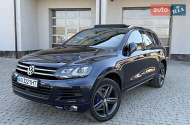 Позашляховик / Кросовер Volkswagen Touareg 2010 в Мукачевому