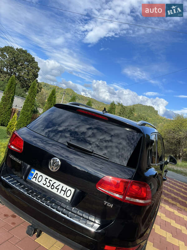 Позашляховик / Кросовер Volkswagen Touareg 2012 в Ужгороді
