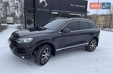 Внедорожник / Кроссовер Volkswagen Touareg 2012 в Харькове