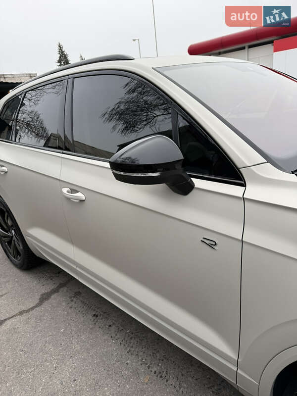 Внедорожник / Кроссовер Volkswagen Touareg 2024 в Днепре