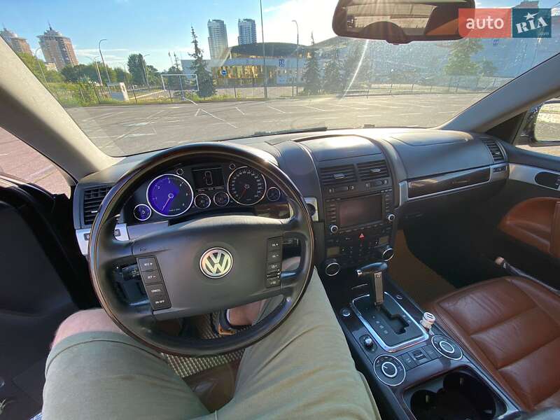 Внедорожник / Кроссовер Volkswagen Touareg 2006 в Киеве фото 6 Внедорожник / Кроссовер Volkswagen Touareg 2006 в Киеве