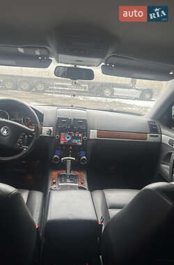 Внедорожник / Кроссовер Volkswagen Touareg 2007 в Львове