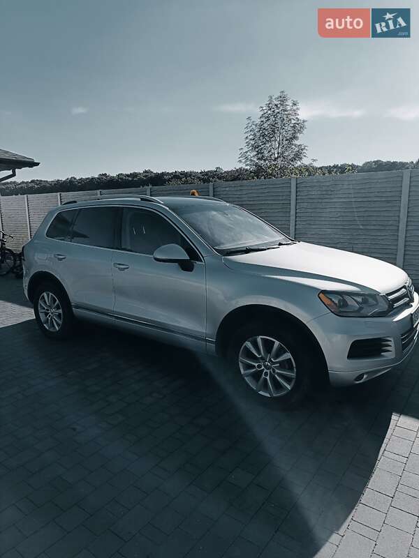Volkswagen Touareg 2013
