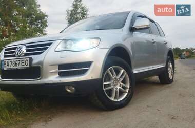 Внедорожник / Кроссовер Volkswagen Touareg 2008 в Хмельницком