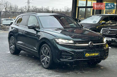 Позашляховик / Кросовер Volkswagen Touareg 2023 в Чернівцях