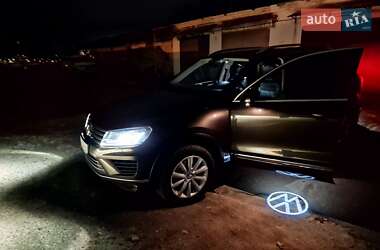 Внедорожник / Кроссовер Volkswagen Touareg 2016 в 