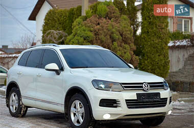 Позашляховик / Кросовер Volkswagen Touareg 2013 в Дніпрі