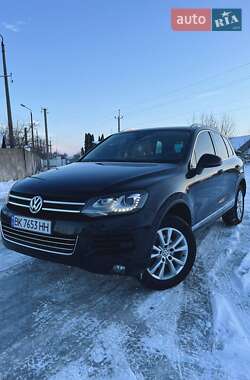 Внедорожник / Кроссовер Volkswagen Touareg 2010 в Тернополе