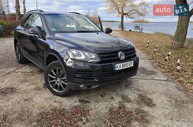 Внедорожник / Кроссовер Volkswagen Touareg 2012 в Киеве