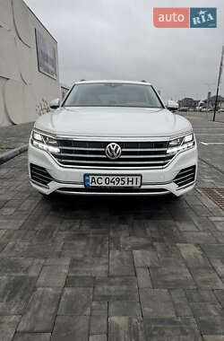 Позашляховик / Кросовер Volkswagen Touareg 2018 в Луцьку