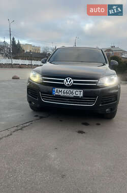 Позашляховик / Кросовер Volkswagen Touareg 2010 в Бердичеві