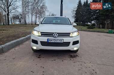 Внедорожник / Кроссовер Volkswagen Touareg 2011 в Житомире