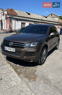 Внедорожник / Кроссовер Volkswagen Touareg 2013 в Павлограде