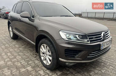 Позашляховик / Кросовер Volkswagen Touareg 2016 в Кропивницькому