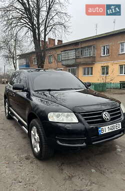 Позашляховик / Кросовер Volkswagen Touareg 2005 в Полтаві