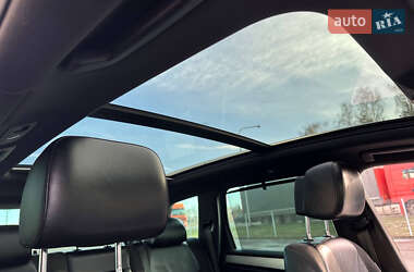 Внедорожник / Кроссовер Volkswagen Touareg 2011 в 