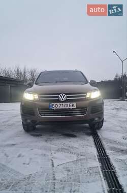 Внедорожник / Кроссовер Volkswagen Touareg 2012 в Лановцах