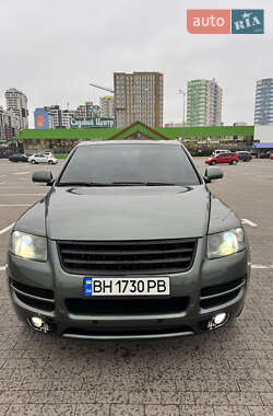 Позашляховик / Кросовер Volkswagen Touareg 2006 в Одесі