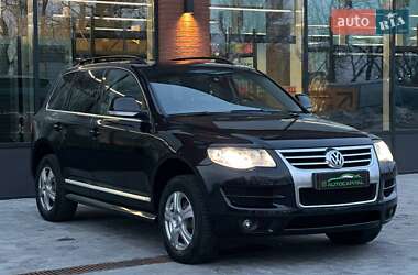 Внедорожник / Кроссовер Volkswagen Touareg 2007 в Киеве