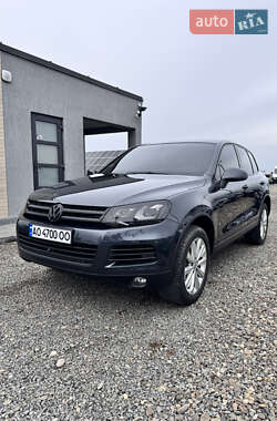 Позашляховик / Кросовер Volkswagen Touareg 2012 в Виноградові