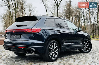 Внедорожник / Кроссовер Volkswagen Touareg 2024 в Киеве