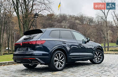 Внедорожник / Кроссовер Volkswagen Touareg 2024 в Киеве