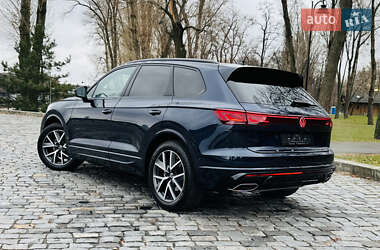 Внедорожник / Кроссовер Volkswagen Touareg 2024 в Киеве