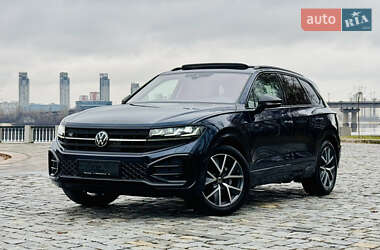 Внедорожник / Кроссовер Volkswagen Touareg 2024 в Киеве