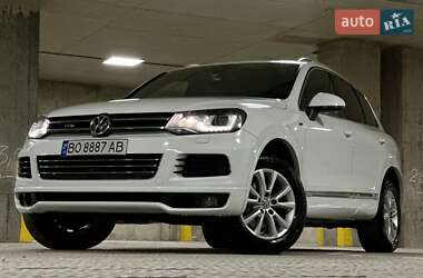 Внедорожник / Кроссовер Volkswagen Touareg 2012 в Тернополе