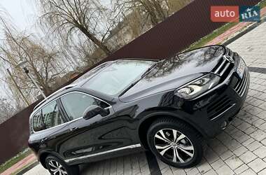 Внедорожник / Кроссовер Volkswagen Touareg 2014 в Ивано-Франковске