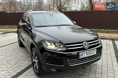 Внедорожник / Кроссовер Volkswagen Touareg 2014 в Ивано-Франковске