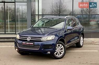 Позашляховик / Кросовер Volkswagen Touareg 2014 в Києві