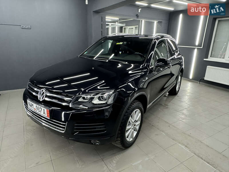 Позашляховик / Кросовер Volkswagen Touareg 2014 в Коломиї