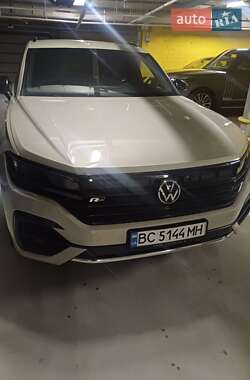 Позашляховик / Кросовер Volkswagen Touareg 2020 в Львові