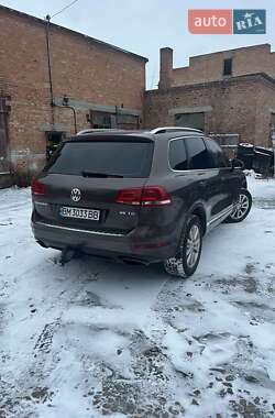 Позашляховик / Кросовер Volkswagen Touareg 2014 в Ромнах