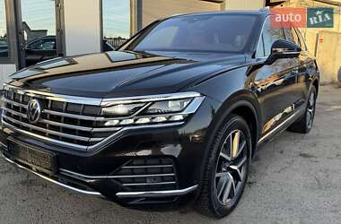 Позашляховик / Кросовер Volkswagen Touareg 2021 в Тернополі