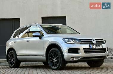 Позашляховик / Кросовер Volkswagen Touareg 2012 в Тернополі