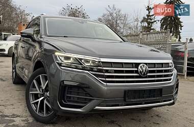 Внедорожник / Кроссовер Volkswagen Touareg 2022 в Тернополе