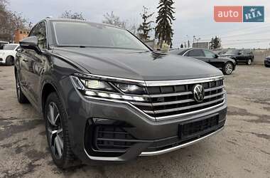 Внедорожник / Кроссовер Volkswagen Touareg 2022 в Тернополе