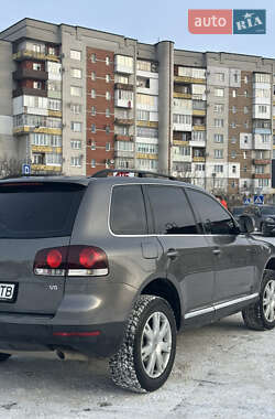 Позашляховик / Кросовер Volkswagen Touareg 2008 в Новому Розділі