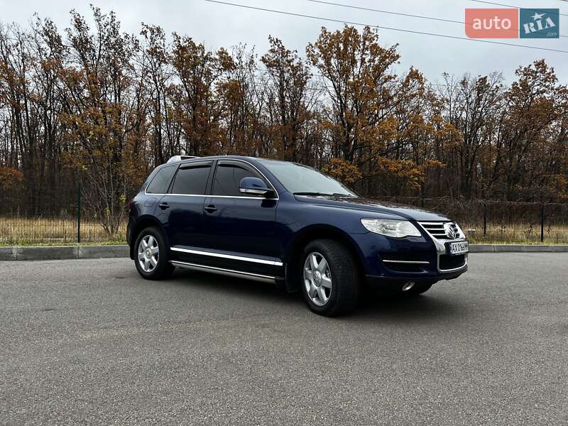 Внедорожник / Кроссовер Volkswagen Touareg 2007 в Харькове
